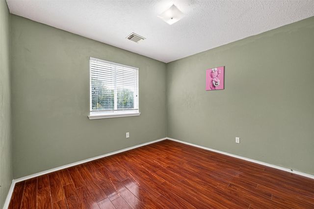 11030 Knobbley Oak Ct, Cypress, TX 77065