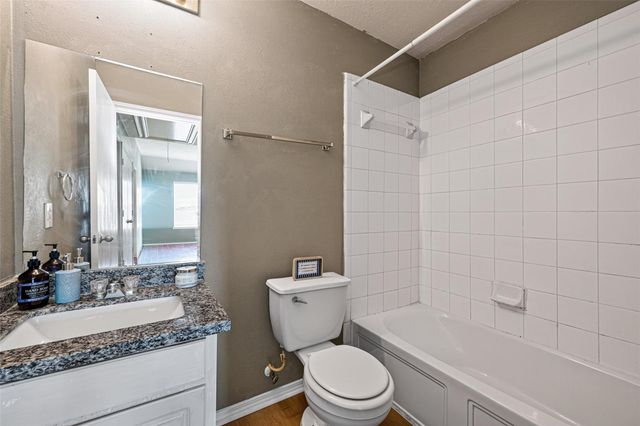 11030 Knobbley Oak Ct, Cypress, TX 77065