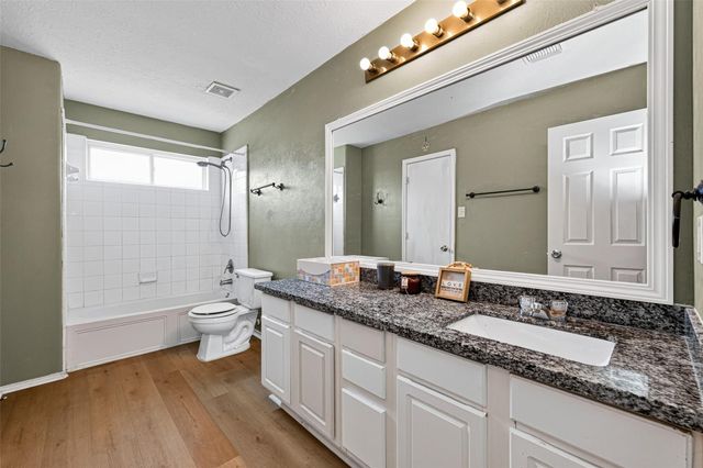 11030 Knobbley Oak Ct, Cypress, TX 77065