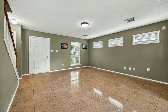 11030 Knobbley Oak Ct, Cypress, TX 77065