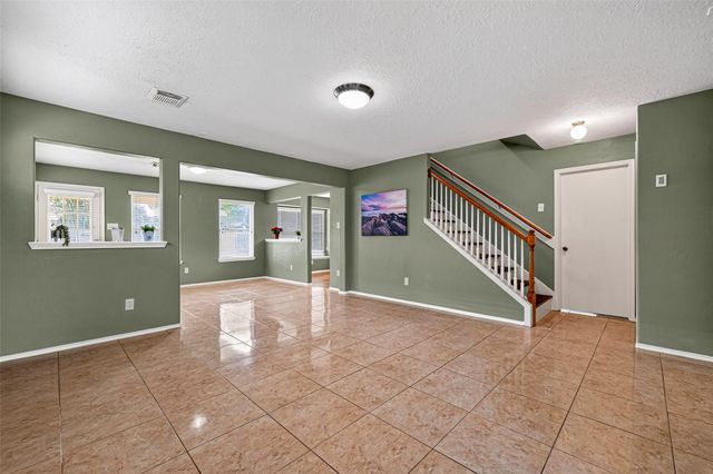11030 Knobbley Oak Ct, Cypress, TX 77065
