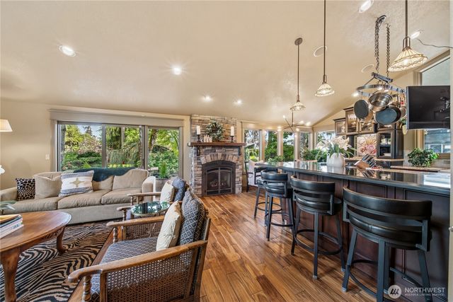 7104 166th Avenue E, Sumner, WA 98390
