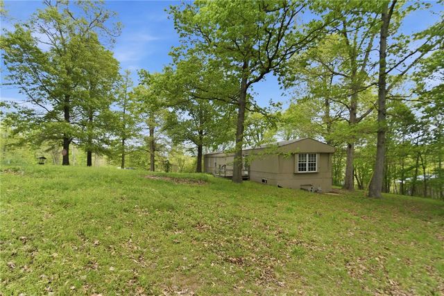15435 Realtree Road, Gravette, AR 72736