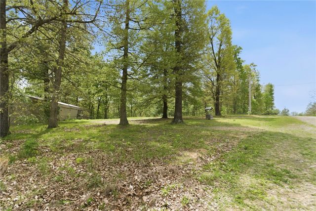 15435 Realtree Road, Gravette, AR 72736