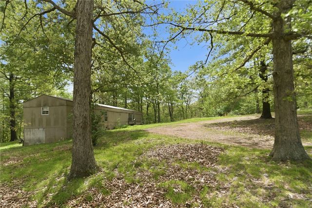 15435 Realtree Road, Gravette, AR 72736
