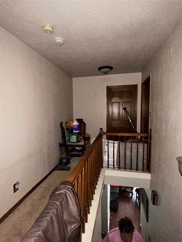 616 S Rivershire Drive, Conroe, TX 77304