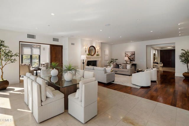 345 E Colorado Boulevard 302, Pasadena, CA 91101