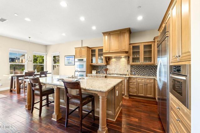 3927 W Hemlock Street, Oxnard, CA 93035