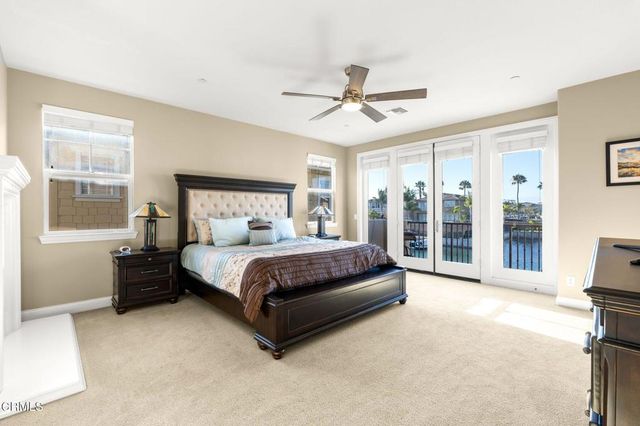 3927 W Hemlock Street, Oxnard, CA 93035