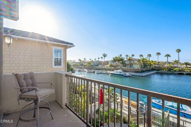 3927 W Hemlock Street, Oxnard, CA 93035