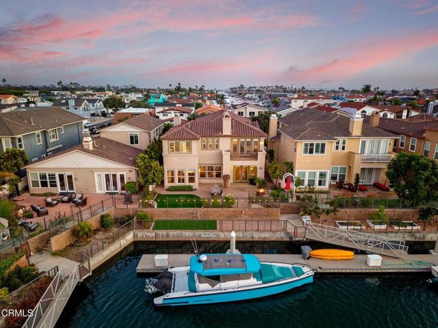 3927 W Hemlock Street, Oxnard, CA 93035