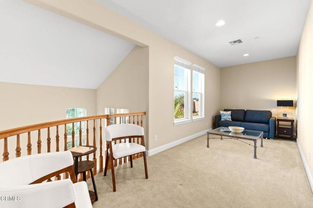 3927 W Hemlock Street, Oxnard, CA 93035