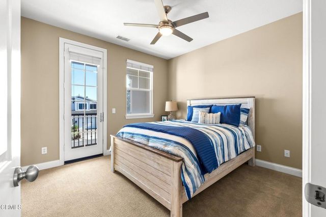 3927 W Hemlock Street, Oxnard, CA 93035