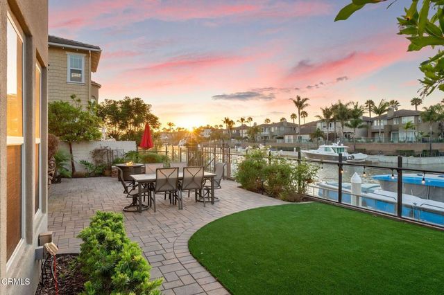3927 W Hemlock Street, Oxnard, CA 93035