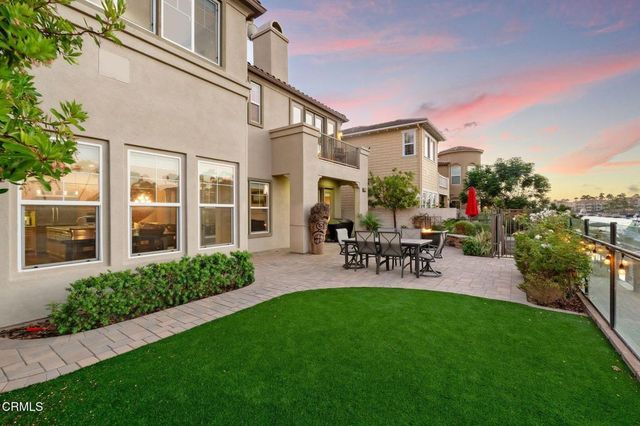 3927 W Hemlock Street, Oxnard, CA 93035