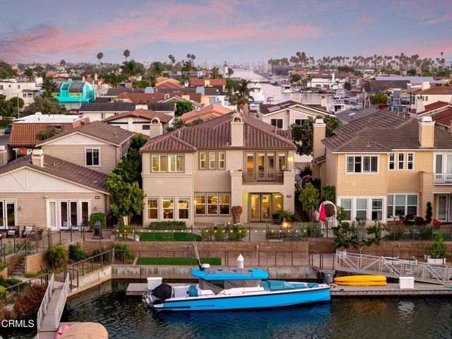 3927 W Hemlock Street, Oxnard, CA 93035