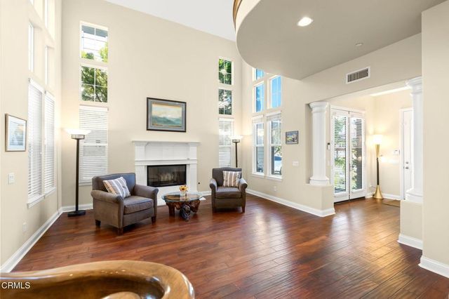 3927 W Hemlock Street, Oxnard, CA 93035