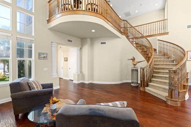 3927 W Hemlock Street, Oxnard, CA 93035