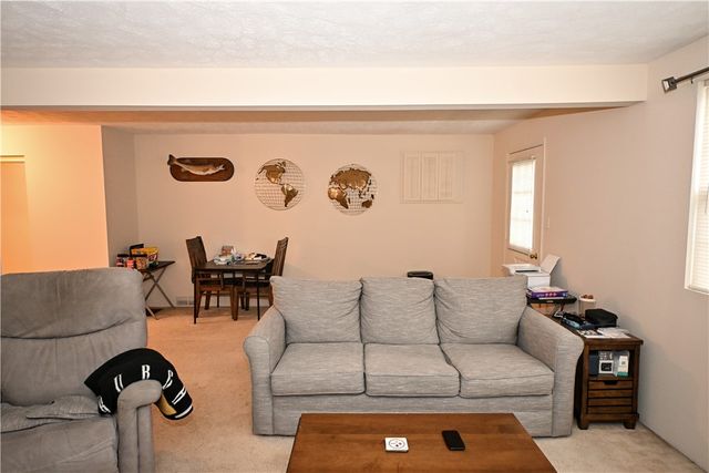 1915 Maratta Rd, Hopewell Twp, PA 15001