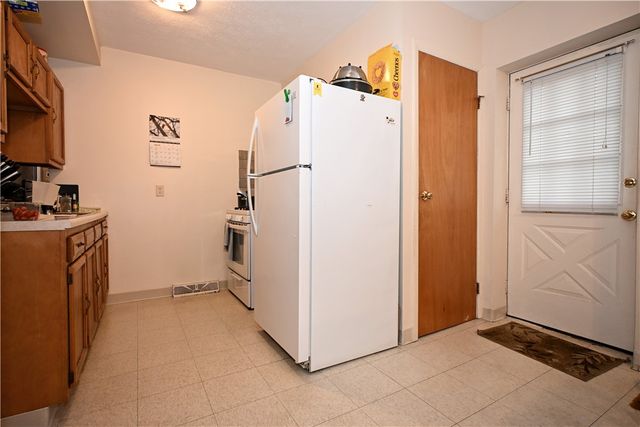 1915 Maratta Rd, Hopewell Twp, PA 15001