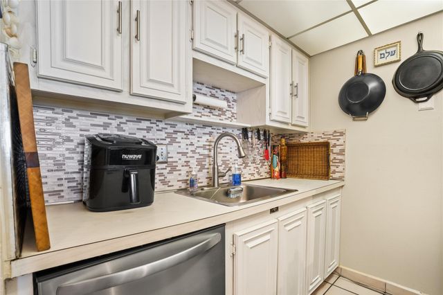 111 Briny Ave 2708, Pompano Beach, FL 33062