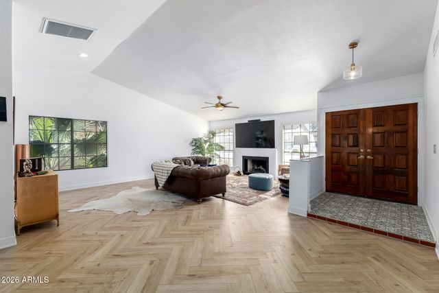 436 E BLUEBELL Lane, Tempe, AZ 85288