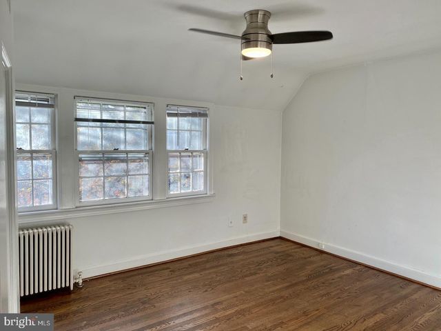 1047 N MONROE ST, Arlington, VA 22201