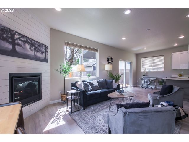 212 Nw 18TH Ave, Camas, WA 98607