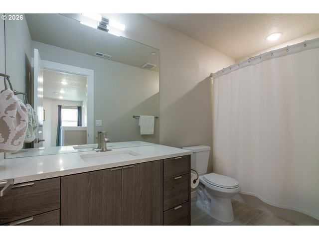 212 Nw 18TH Ave, Camas, WA 98607