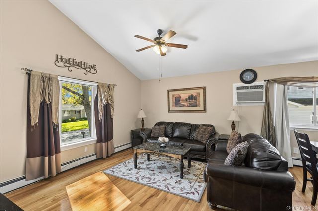 346 Avenue C, Ronkonkoma, NY 11779