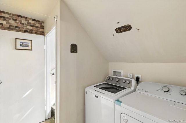 346 Avenue C, Ronkonkoma, NY 11779