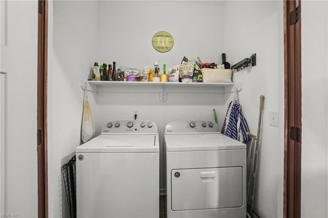119 Vincent DR, Moyock, NC 27958