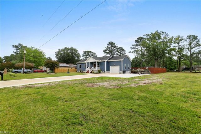 119 Vincent DR, Moyock, NC 27958