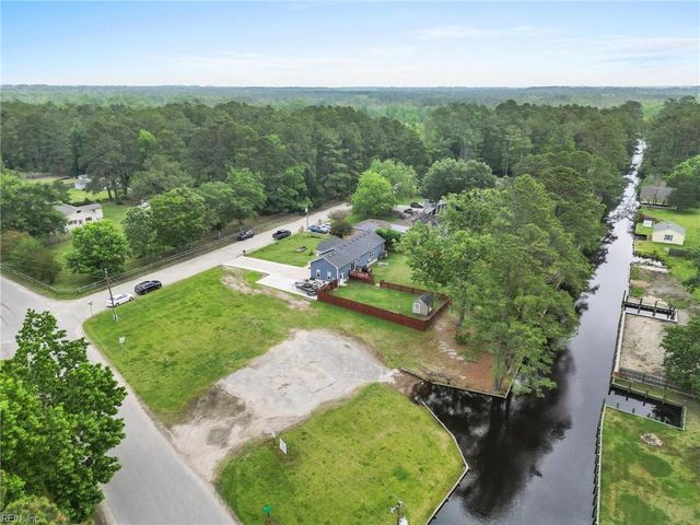 119 Vincent DR, Moyock, NC 27958