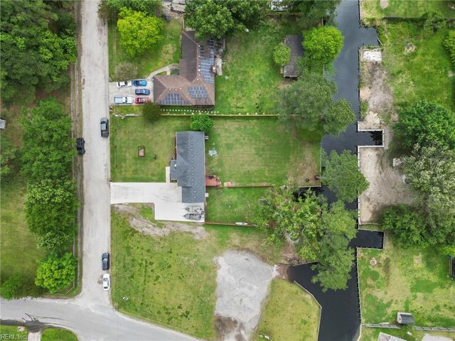 119 Vincent DR, Moyock, NC 27958