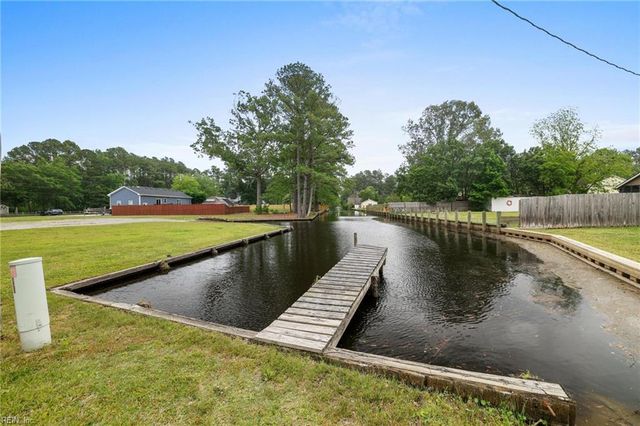119 Vincent DR, Moyock, NC 27958