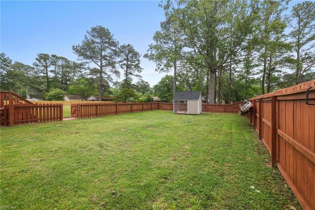119 Vincent DR, Moyock, NC 27958