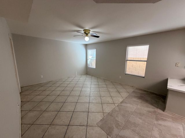 7611 W Cinnabar Avenue, Peoria, AZ 85345