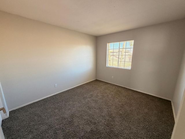 7611 W Cinnabar Avenue, Peoria, AZ 85345