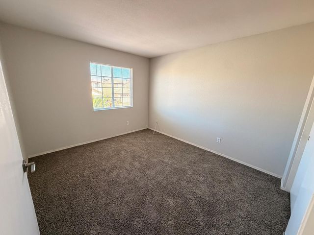 7611 W Cinnabar Avenue, Peoria, AZ 85345