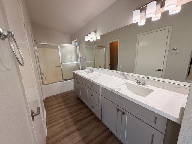 7611 W Cinnabar Avenue, Peoria, AZ 85345