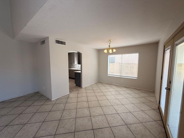 7611 W Cinnabar Avenue, Peoria, AZ 85345