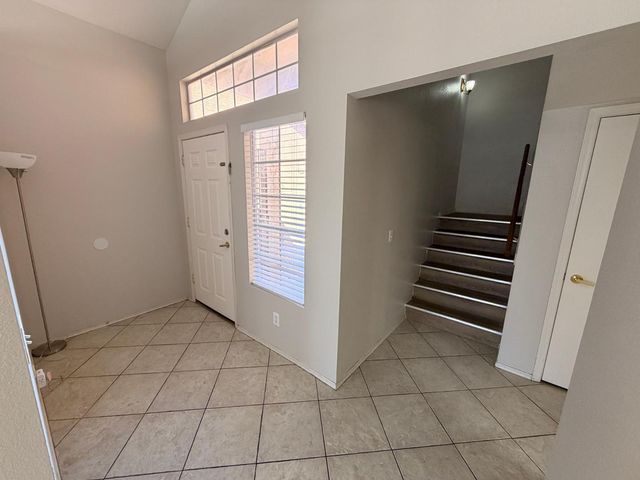 7611 W Cinnabar Avenue, Peoria, AZ 85345