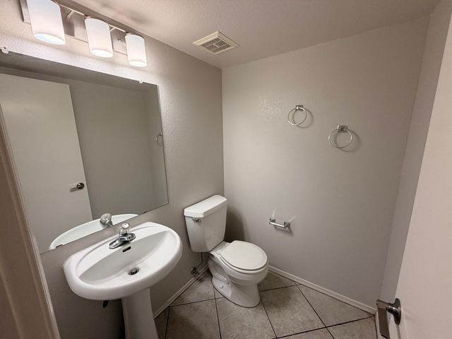 7611 W Cinnabar Avenue, Peoria, AZ 85345