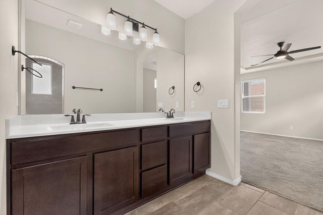4276 Crowned Eagle Loop NE, Rio Rancho, NM 87144