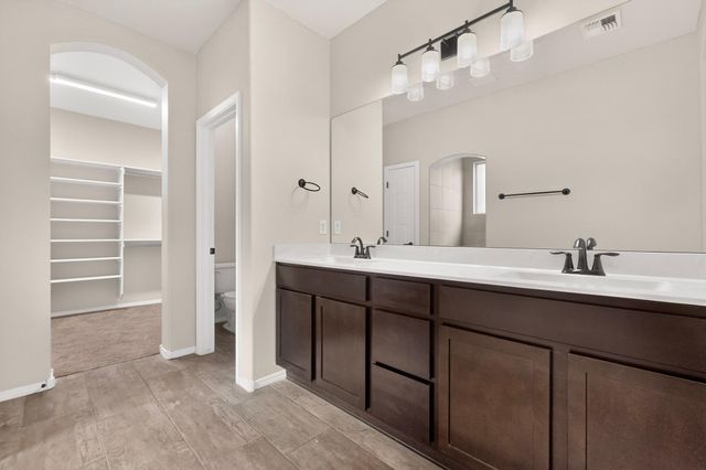 4276 Crowned Eagle Loop NE, Rio Rancho, NM 87144