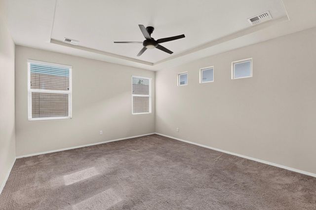 4276 Crowned Eagle Loop NE, Rio Rancho, NM 87144