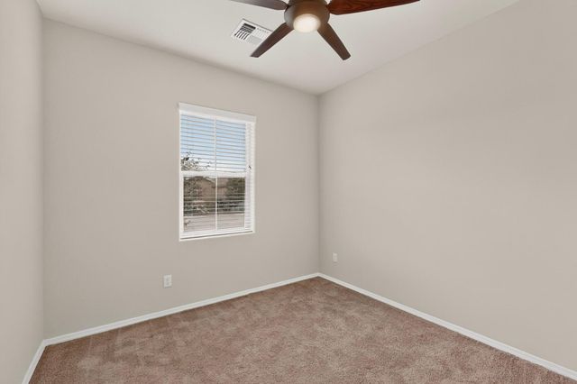 4276 Crowned Eagle Loop NE, Rio Rancho, NM 87144