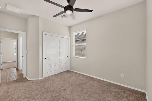 4276 Crowned Eagle Loop NE, Rio Rancho, NM 87144