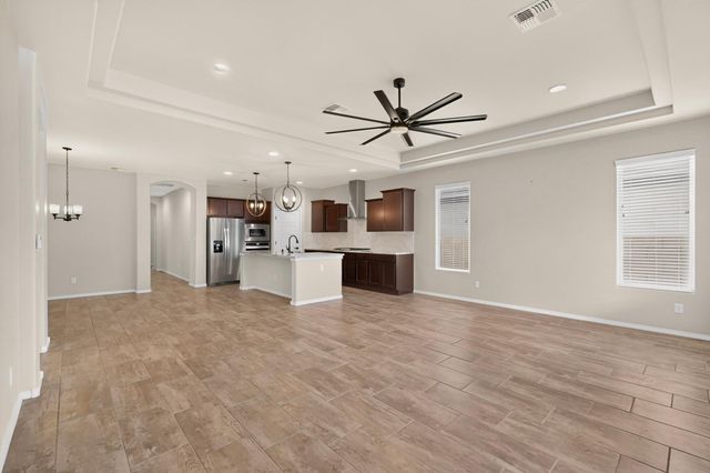 4276 Crowned Eagle Loop NE, Rio Rancho, NM 87144